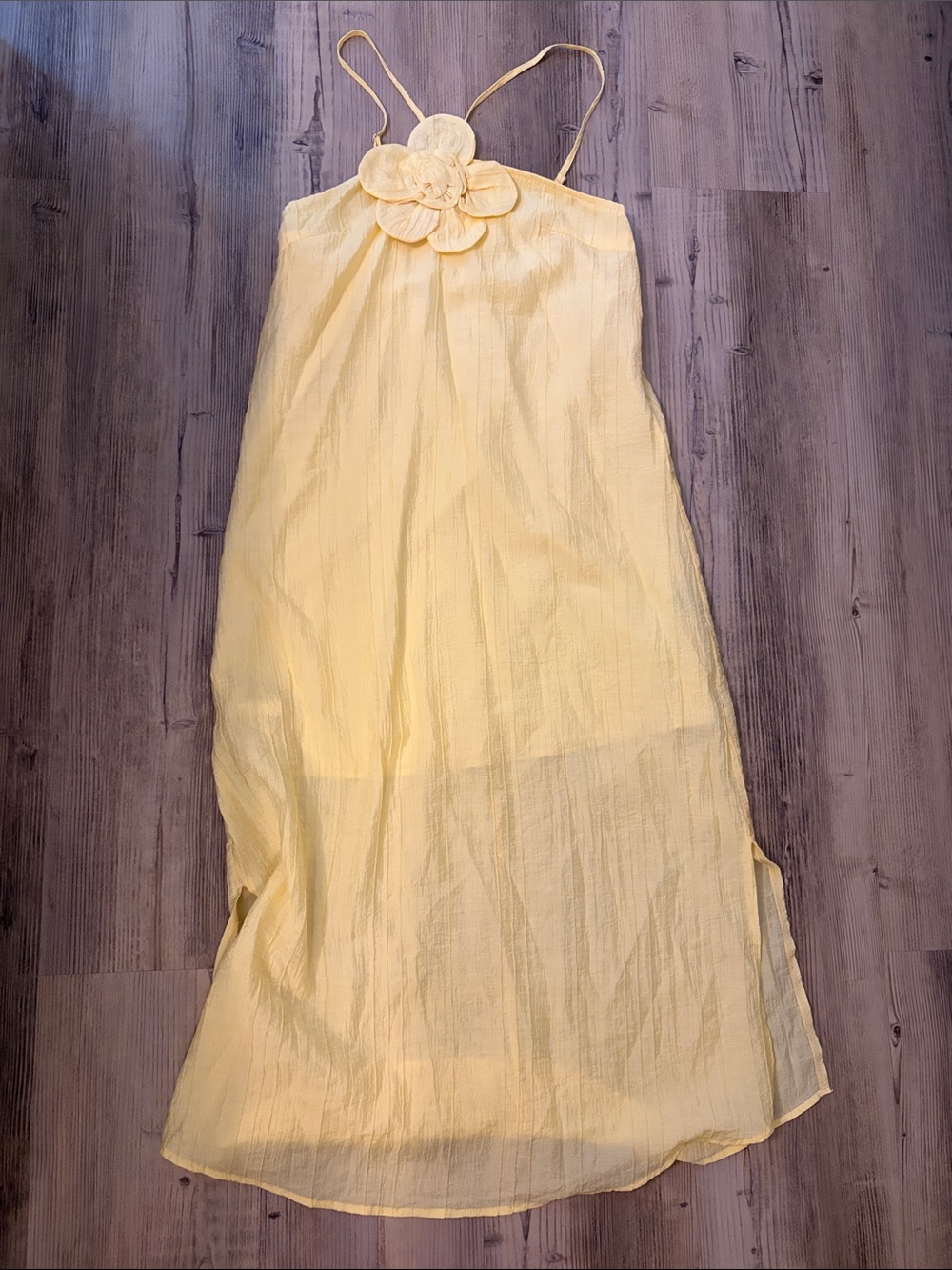 SHEIN Yellow Floral Applique Spaghetti Strap Maxi Dress